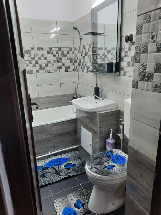 Apartament In Regim Hotelier Deva Exterior foto
