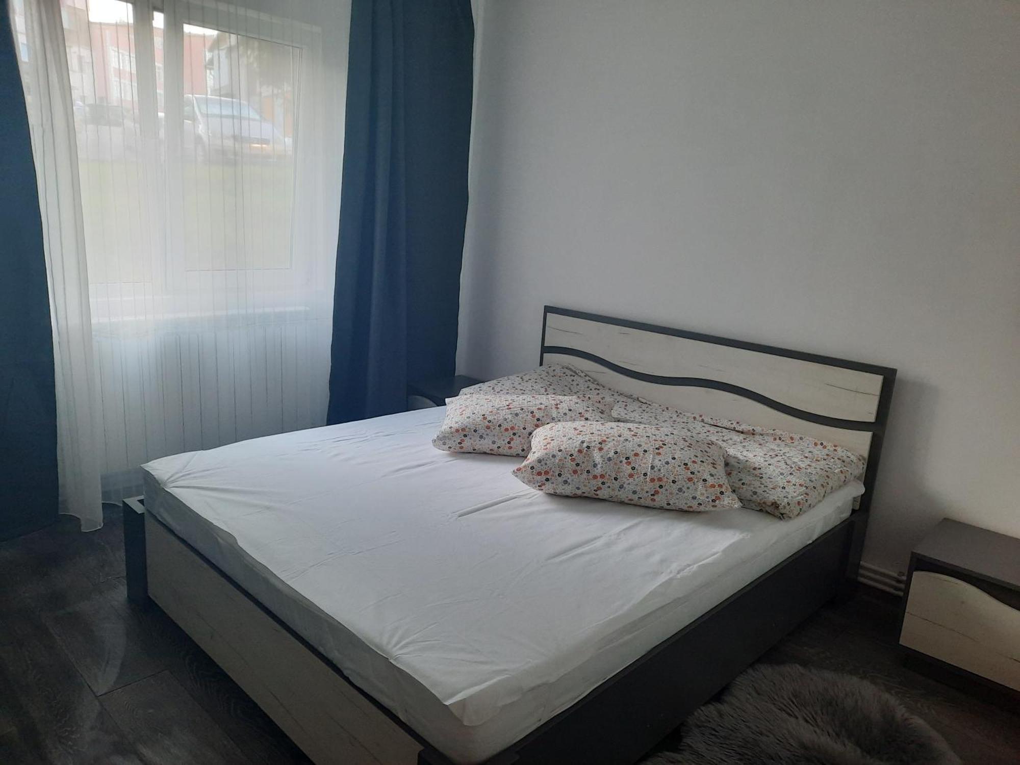 Apartament In Regim Hotelier Deva Exterior foto